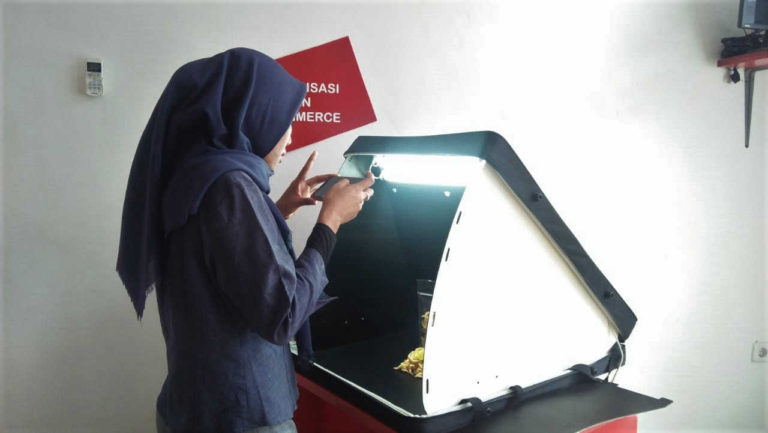 Titip Jual, Cara Ampuh RKB Telkom Bantu Penjualan UMKM Terdampak Covid-19