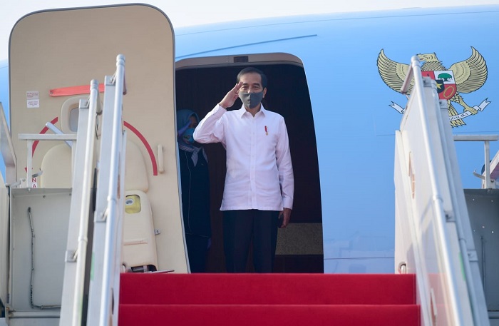 Bertolak ke Surabaya, Jokowi Akan Beri Arahan terkait Peningkatan Kondisi Covid-19