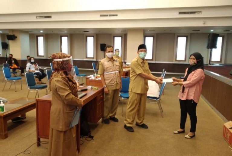 978 Warga Depok Terima Santunan Kematian