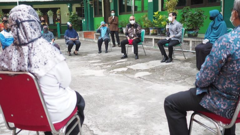 Kunjungi Sekolah-sekolah di Bogor, Mendikbud Ungkap Tiga Tantangan PJJ