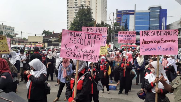 Gelar Aksi Solidaritas, DKR Depok Minta Proses PPDB Dihentikan