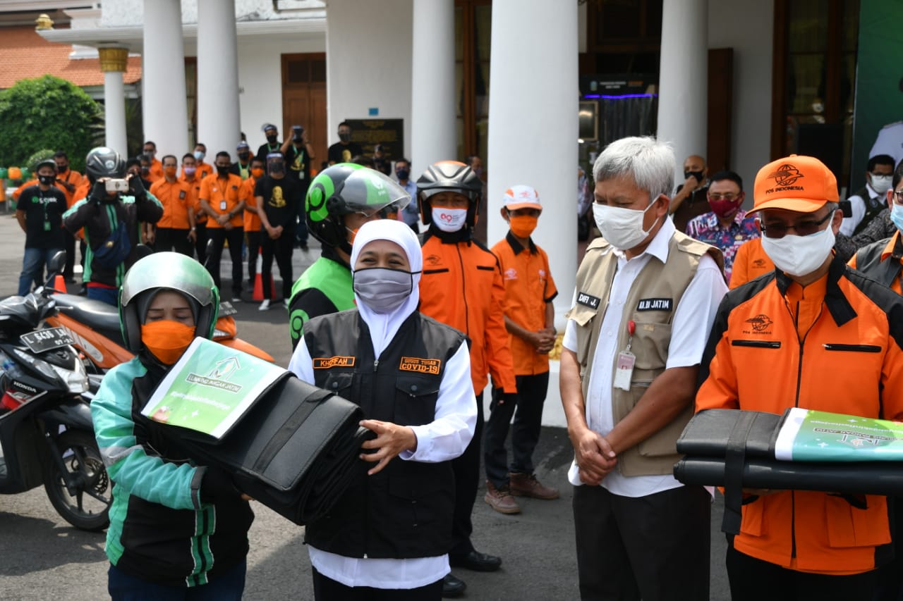 Gandeng Ojol dan PT Pos, Khofifah Perluas Layanan Lumbung Pangan ke 28 Daerah Jatim
