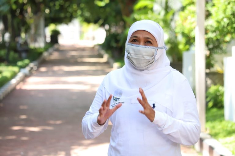 Khofifah Serukan Masyarakat Jatim Jaga Ketat Protokol Kesehatan Saat Gelar Salat Idul Adha
