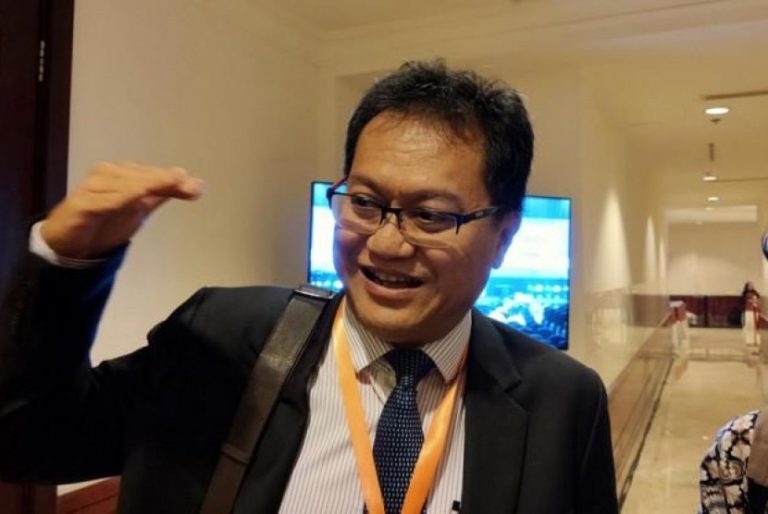 Pengamat: Omnibus Law Langkah Awal Perbaiki Iklim Usaha dan Ekonomi
