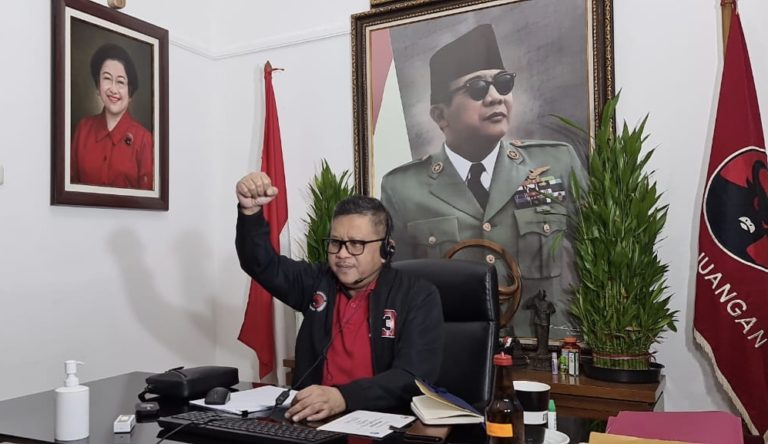 Hasto Tepis Sekolah PDIP Jadi Pengalihan Isu