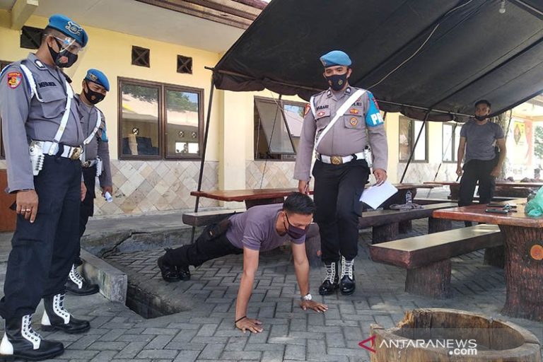 Kena Razia Masker, Sejumlah Anggota Polda Aceh Diberikan Sanksi Disiplin