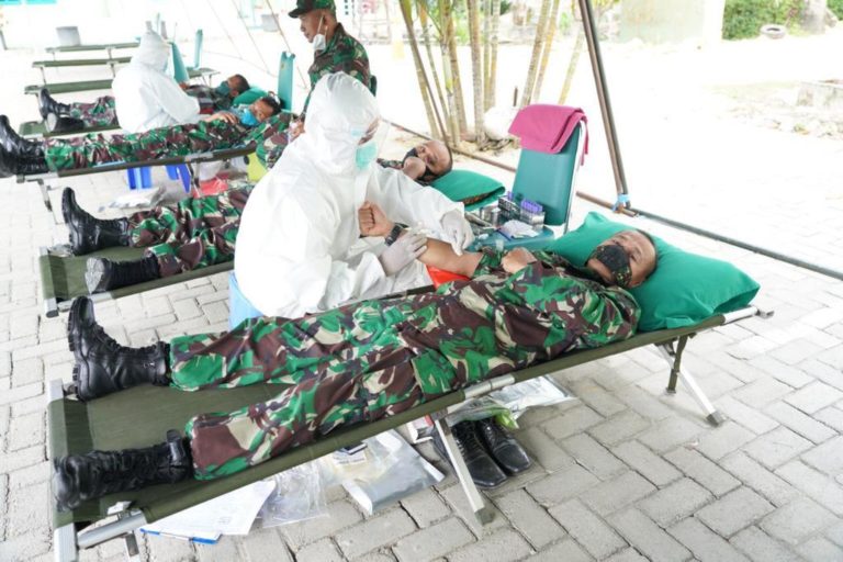 Antisipasi Dampak Covid-19, Korem Kendari dan PMI Gelar Donor Darah