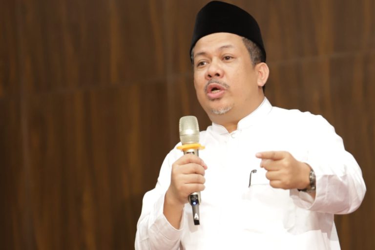 Pengamat: Kritikan Fahri dan Fadli Layak Dapat Bintang Tanda Kehormatan