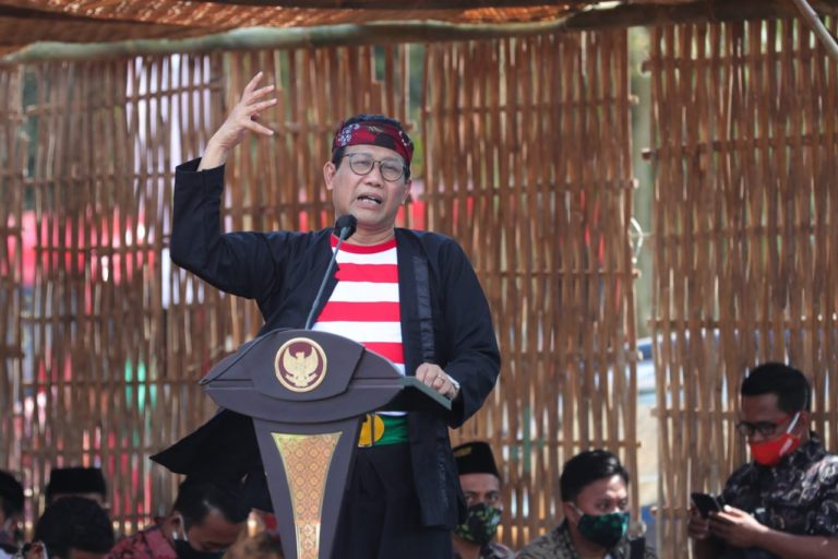 Mendes PDTT ingatkan Kades Berkewajiban Perangi Kemiskinan dan Kelaparan