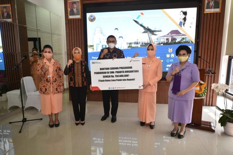 Dukung SDM Unggul-Indonesia Maju, Pertamina Beri Bantuan Pendidikan ke SMA Binaan TNI AU