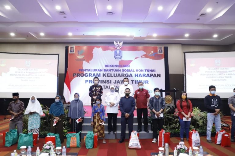 Perkuat Pemberdayaan Masyarakat, Khofifah Sinergikan Rekonsiliasi Program Kemensos dan Kemendes di Jatim
