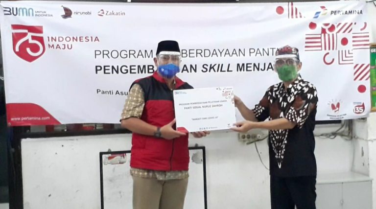 LKSA Nuruz Zahroh Dapat Bantuan Alat dan Pelatihan Menjahit dari Pertamina