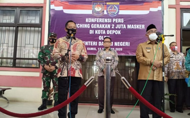Mendagri Apresiasi Peluncuran Gerakan 2 Juta Masker di Kota Depok
