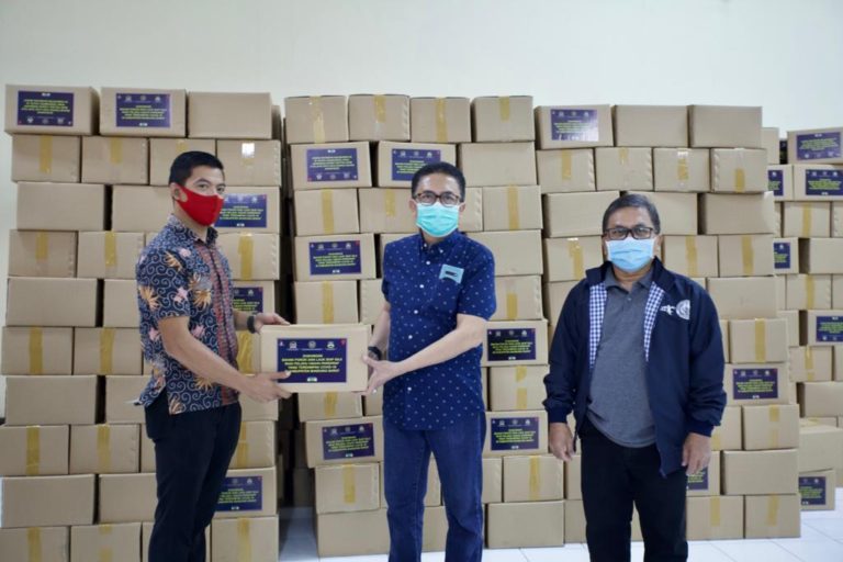 Pelaku Parekraf Terdampak Covid-19 di Jabar Dapat Bantuan Paket Lauk Siap Saji