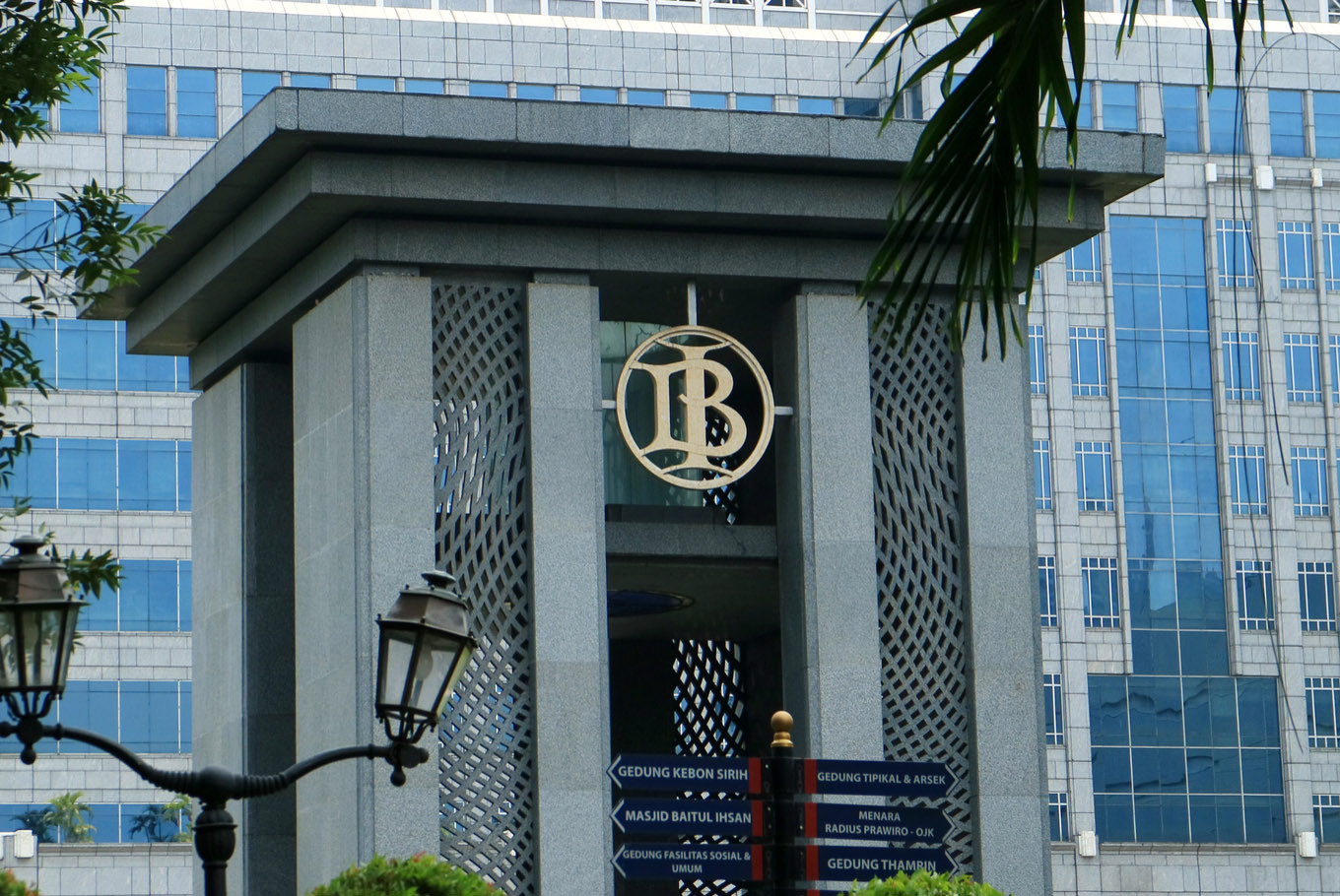 Revisi UU BI, Jokowi Tegaskan Bank Sentral Tetap Independen - MONITOR