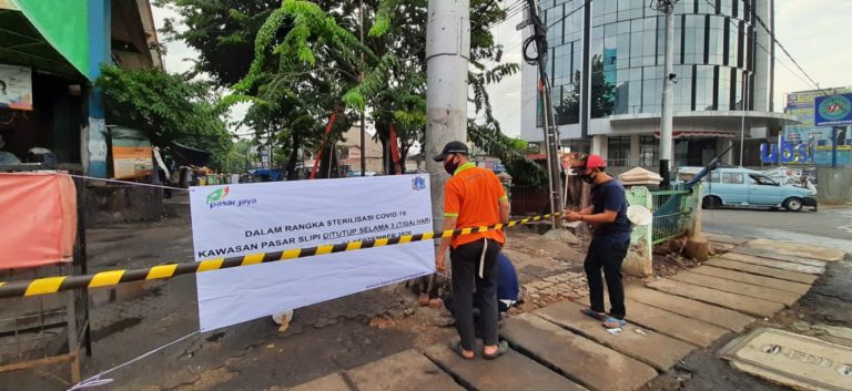 Pasar Slipi Jakbar Kembali Beroperasi Usai Ditutup Karena Covid-19