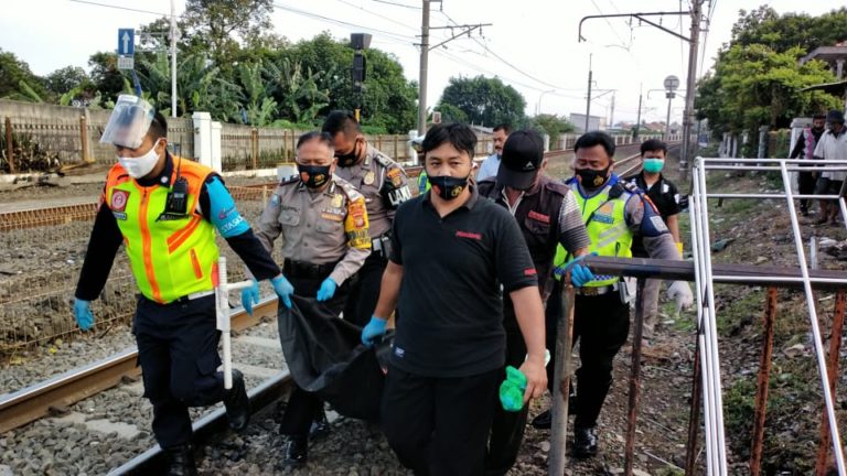 Mengenaskan, Seorang Pria di Depok Tewas Akibat Terlindas KRL
