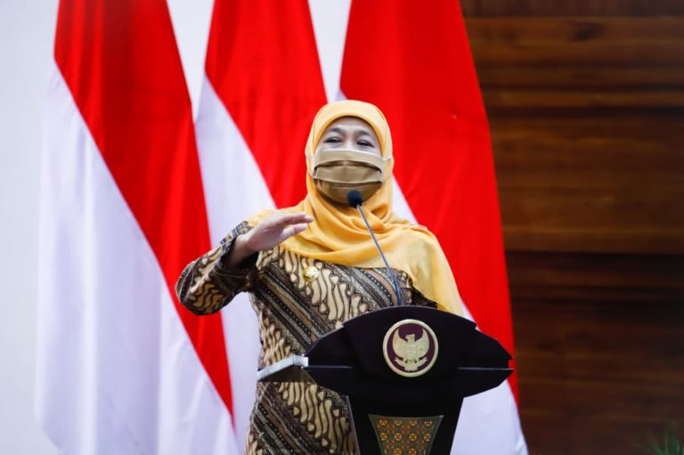 Hari Jadi Polwan ke-72, Khofifah: Polwan Harus Makin Cakap dan Cakep