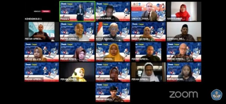 Kepemimpinan Guru Komponen Utama dalam Inovasi di Dinda Pendidikan