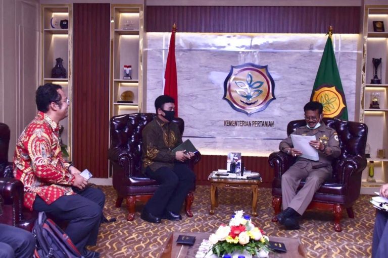 Staf Khusus Presiden Billy Mambrasar Dukung Program Kerja Mentan SYL