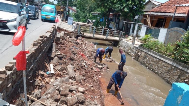 Dinas PUPR Depok Petakan 15 Titik Banjir dan Longsor