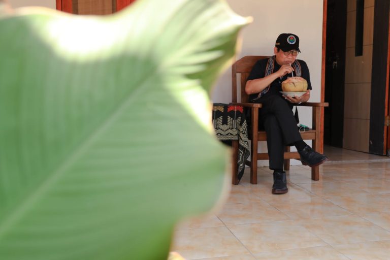 Mendes PDTT Tinjau Homestay yang Dikelola BUMDes Kuta