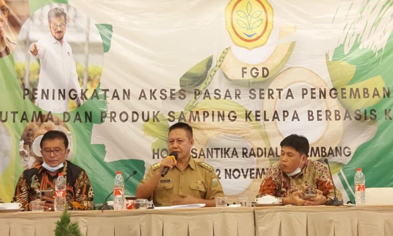 Dukung Pemulihan Ekonomi, Kementan Fasilitasi Kerjasama Petani Kelapa dengan Pengusaha