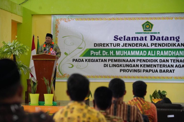 Kemenag Bangun Laboratorium Keagamaan dan Sapa Para Guru Madrasah di Daerah 3T