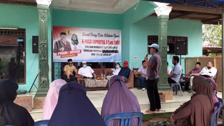 Program Berobat Gratis Modal KTP Gagasan Pradi-Afifah Disambut Baik Warga