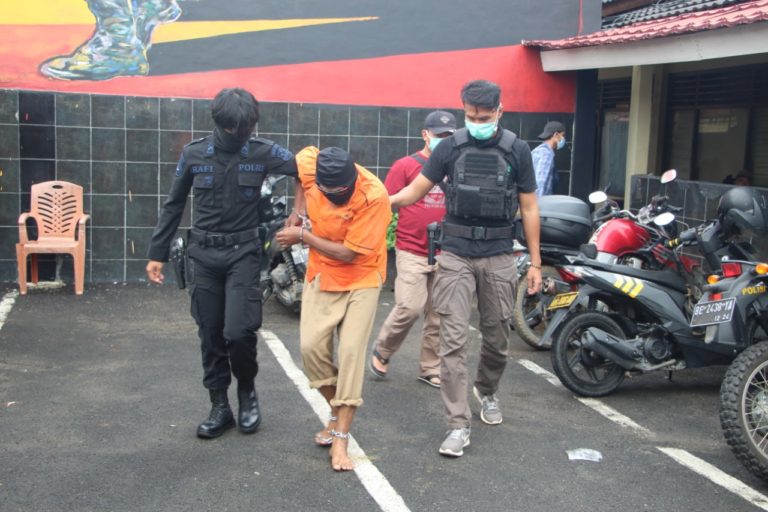 Densus 88 Bekuk Tiga Terduga Teroris di Aceh
