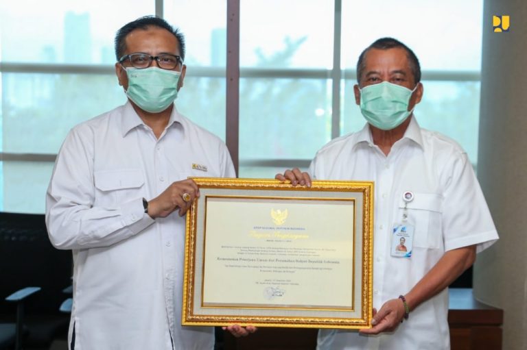 Jaga Sejarah Bangsa, Kementerian PUPR Serahkan Arsip Statis kepada ANRI