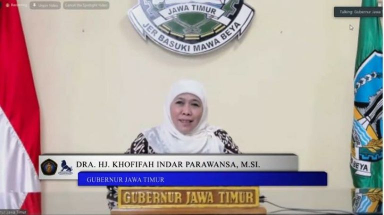 Khofifah Apresiasi PT Charoen Pokpand, Hibahkan Teaching Farm Closed House dan ETC ke Universitas Brawijaya