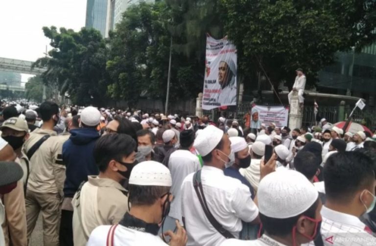 Aparat Amankan Pendemo, Korlap Aksi: Saya Bertanggung Jawab!