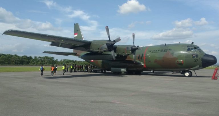 Pakai Hercules, Korem HO Kirim 9,410 Ton Bantuan untuk Korban Bencana Sulbar