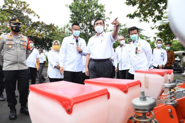 Luhut dukung Percepatan Modernisasi Pertanian dengan Alsintan