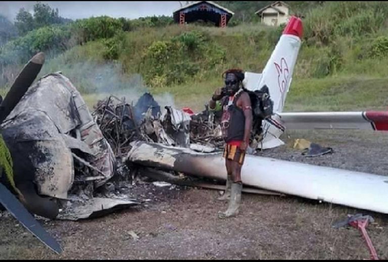 Maskapai SAM Air Keluarkan Larangan Terbang di Wilayah Papua
