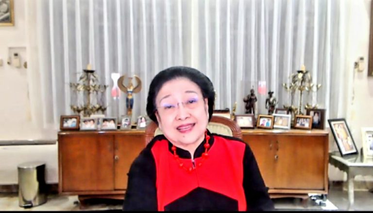 Megawati Perintahkan Kader PDIP Bertanggungjawab kepada Alam