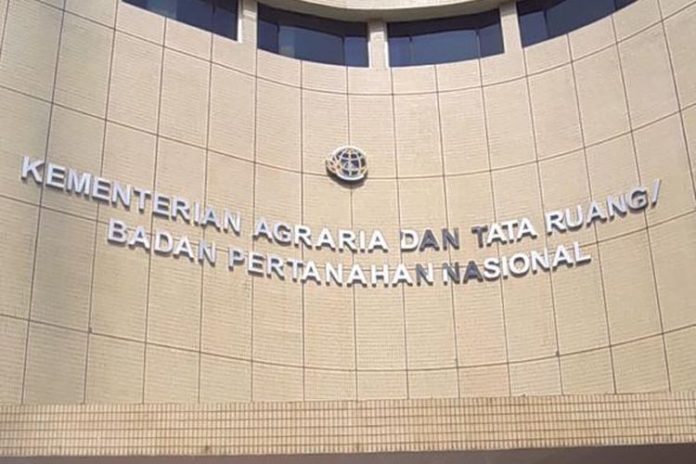 Kementerian ATR/BPN; Sertifikat Elektronik Bukti Transformasi Digital ...