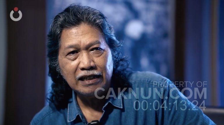 Abu Janda Sebut Islam Arogan, Cak Nun: Tidak Masuk Akal