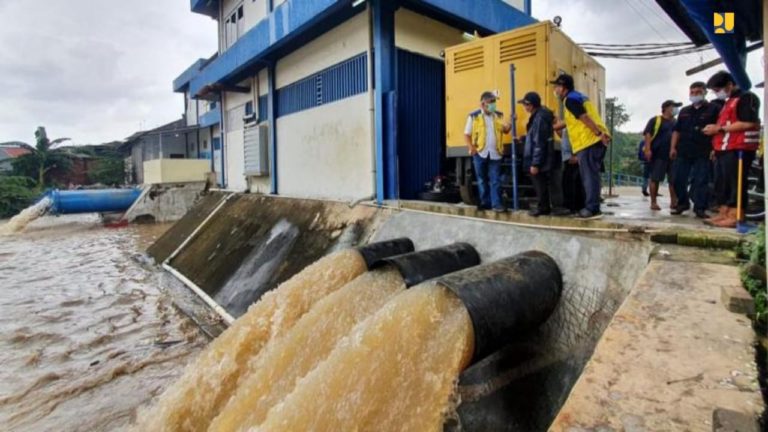 Menteri Basuki Siapkan Penanganan Darurat dan Jangka Panjang Banjir Kota Bekasi