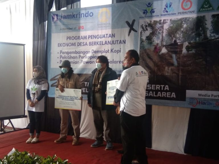 Jamkrindo Bantu Pemberdayaan Ekonomi Petani Kopi di Garut