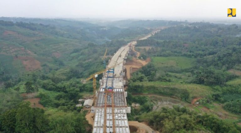 Kontruksi Jalan Tol Ciawi-Sukabumi Seksi II Cigombong-Cibadak Ditargetkan Rampung Agustus 2021