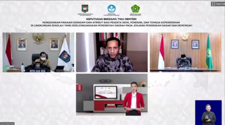 SKB Tiga Menteri: Sekolah Negeri Wajib Cabut Aturan Seragam Keagamaan