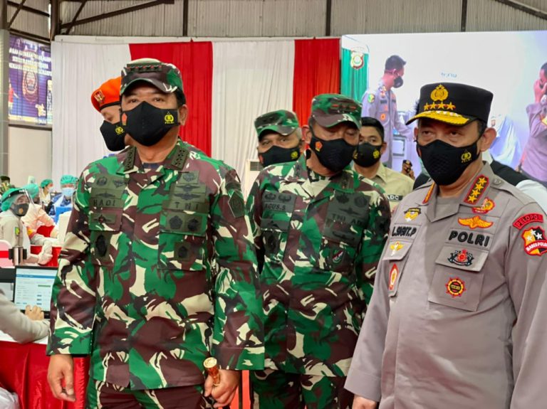 Panglima TNI Ungkap Empat Unsur Petugas yang Jadi Prioritas Vaksinasi Covid-19