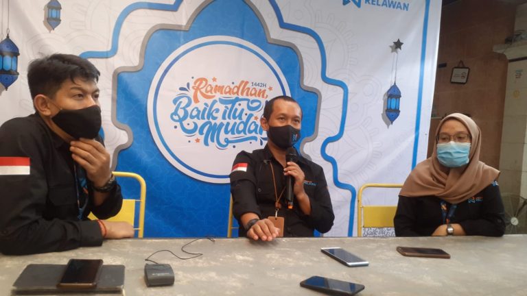 Sekolah Relawan Depok Luncurkan Program ‘Sedekah Lawan Rentenir’