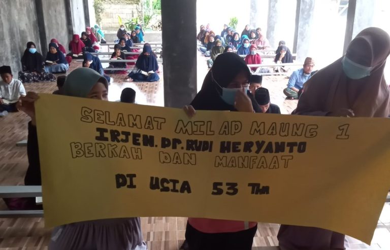 Ulang Tahun Kapolda, Pesantren di Banten ini Swadaya Gelar Khataman Al-Qur’an