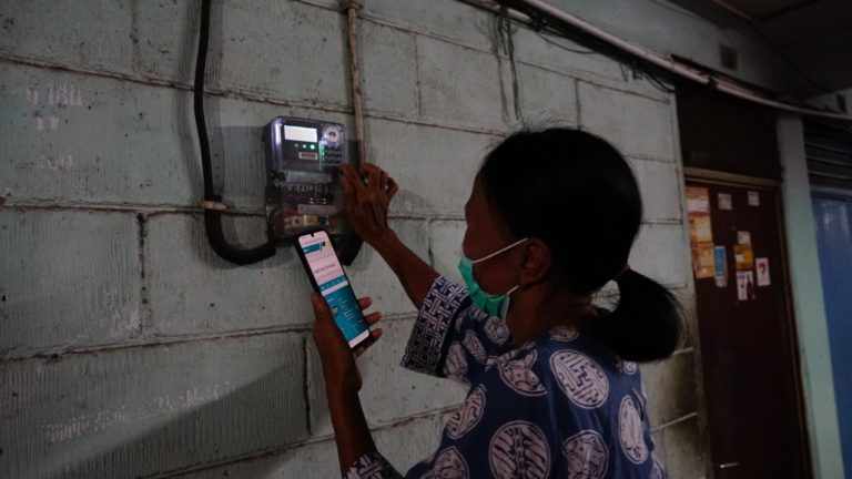 Asik! PLN Depok Kembali Beri Stimulus Bagi Warga Terdampak Covid-19