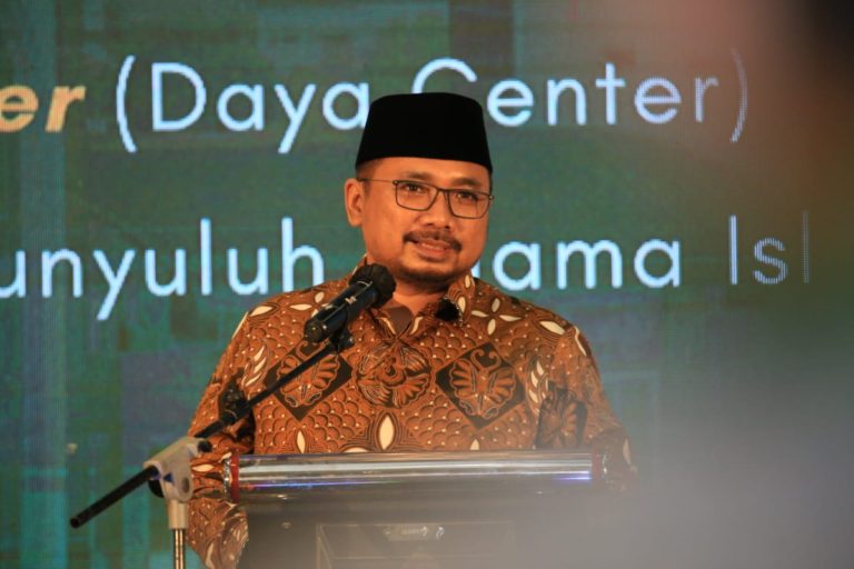 Menag Yaqut Ajak Teladani Dakwah Moderat Sunan Ampel