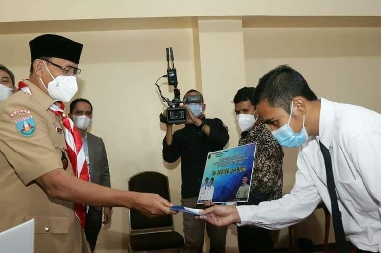 Gubernur Banten Beri Insentif Guru Honorer, Pengasuh Ponpes La Tahzan: Kebijakan Sangat Mulia