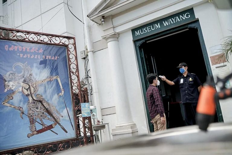 Jelang Libur Lebaran, Sandiaga Uno Perketat Pengawasan Prokes di Tempat Wisata